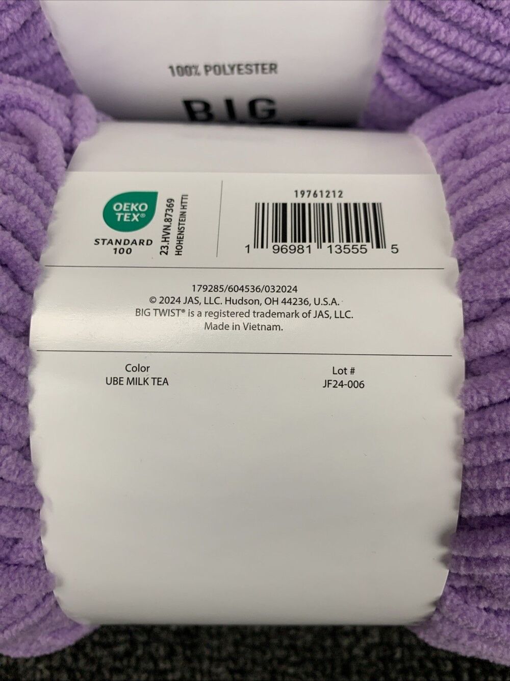 Lot Of 3 Big Twist Posh Ube Milk Tea Yarn Polyester Bulky Weight#5 7.05oz/223yds - Picture 6 of 6